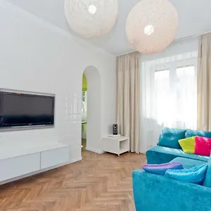  Apartament Luxury And Comfortable- Golden Apartments- Royal Street